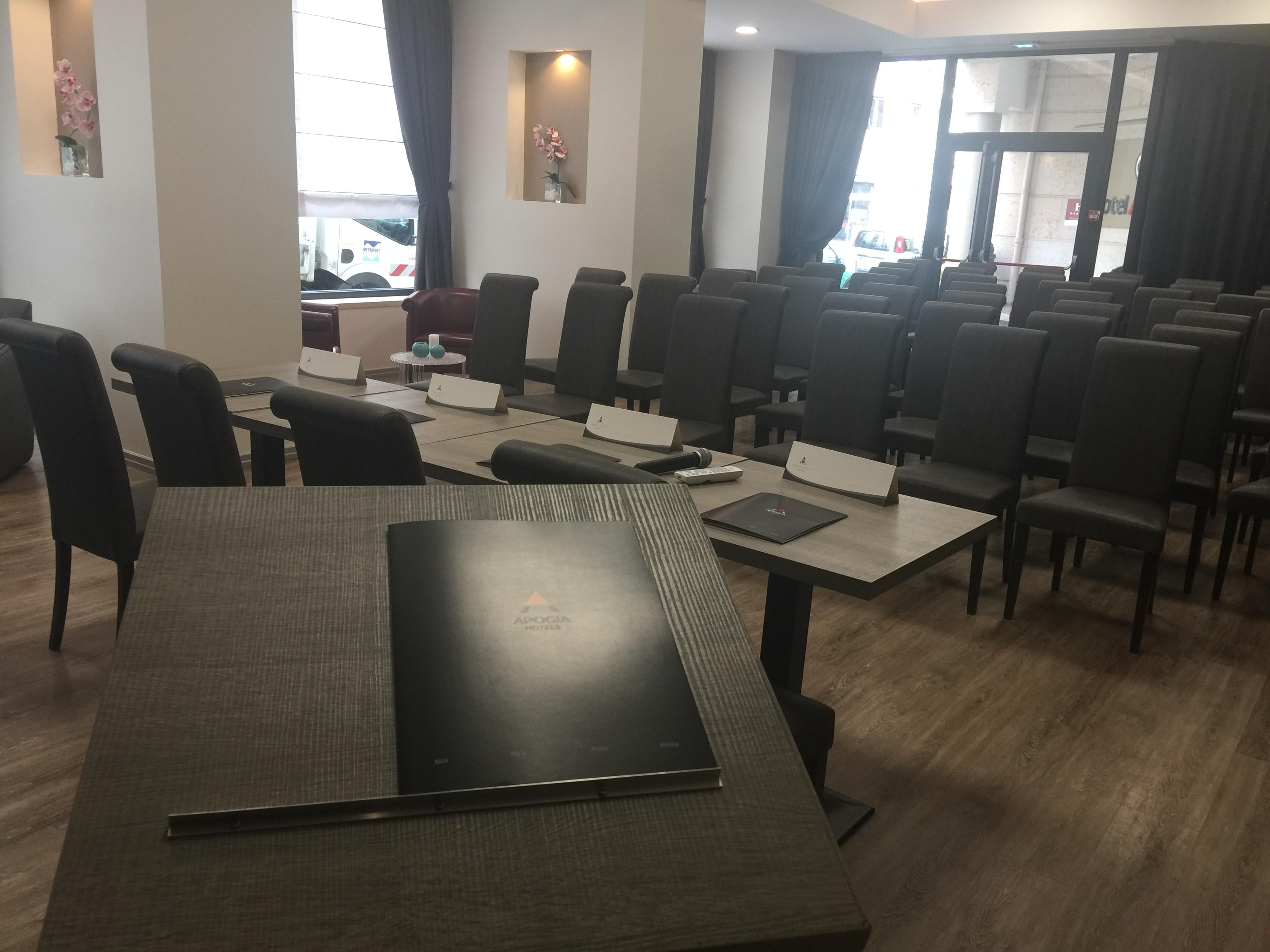 Nice Pam Hotel Fully Renovated Екстериор снимка