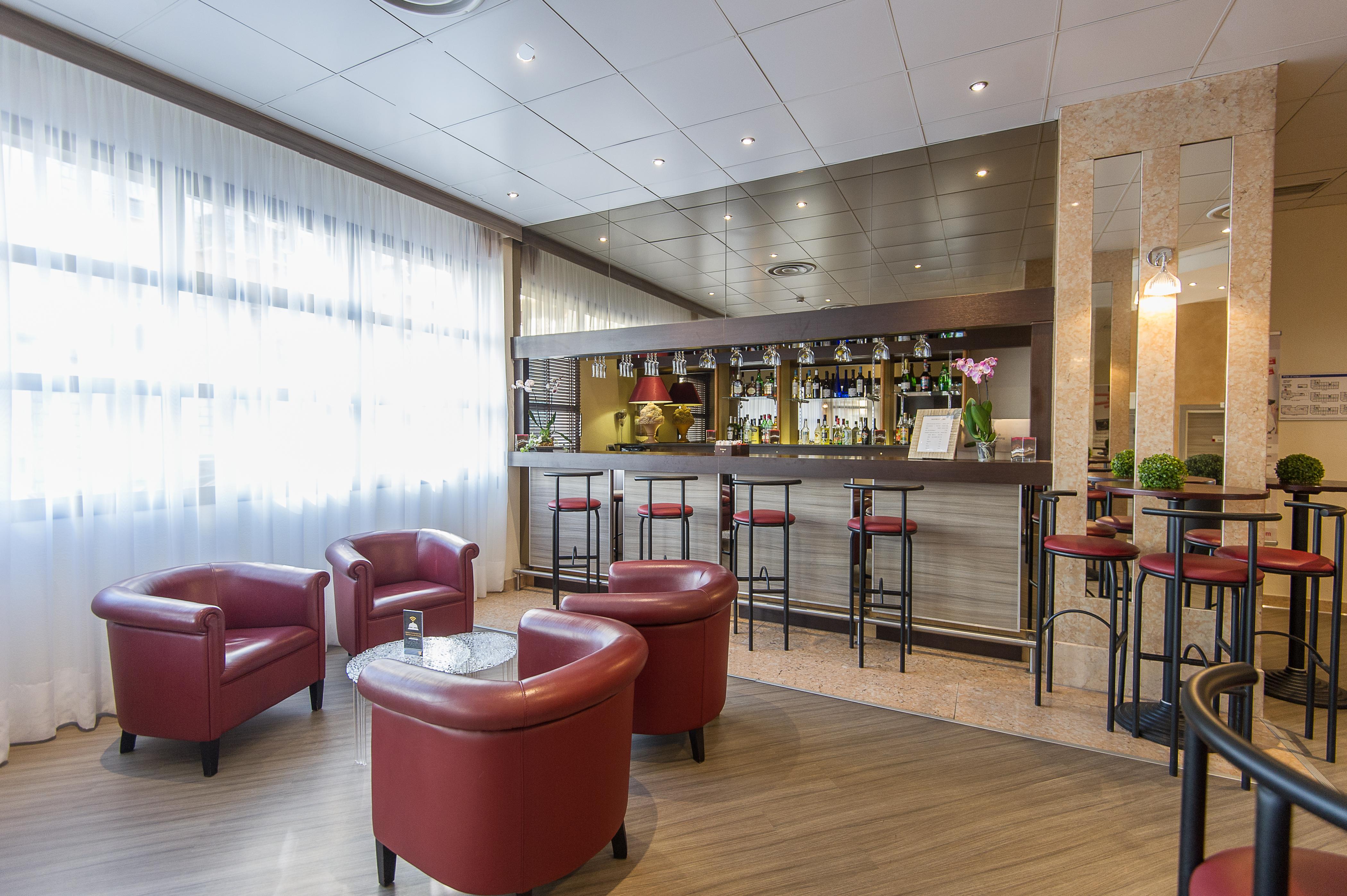 Nice Pam Hotel Fully Renovated Екстериор снимка