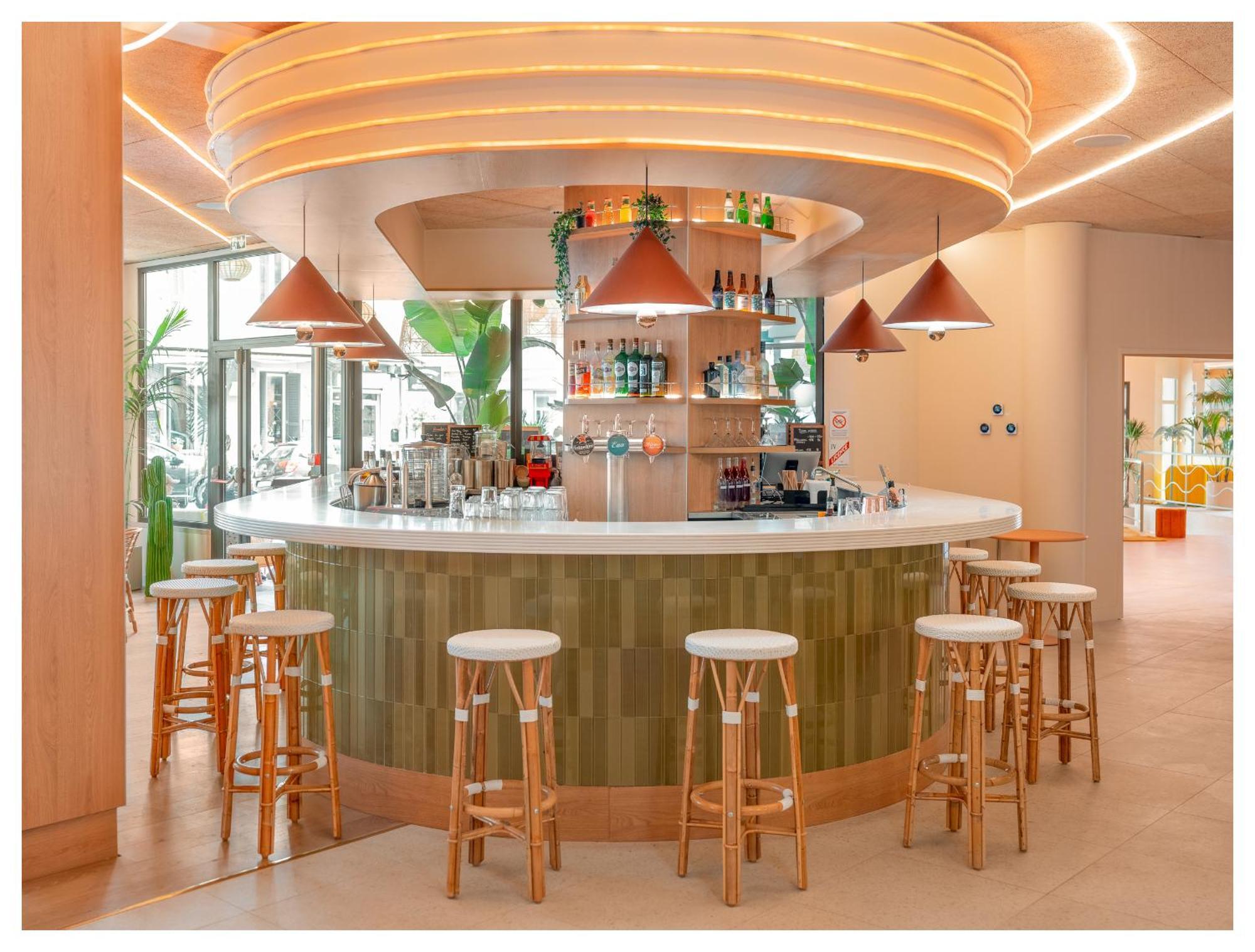 Nice Pam Hotel Fully Renovated Екстериор снимка